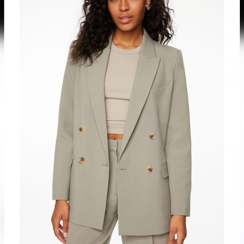 Dynamite Eversleek Boyfriend Blazer